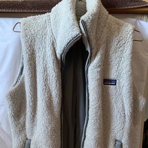 Women’s Patagonia Fuzzy Zip Up Vest